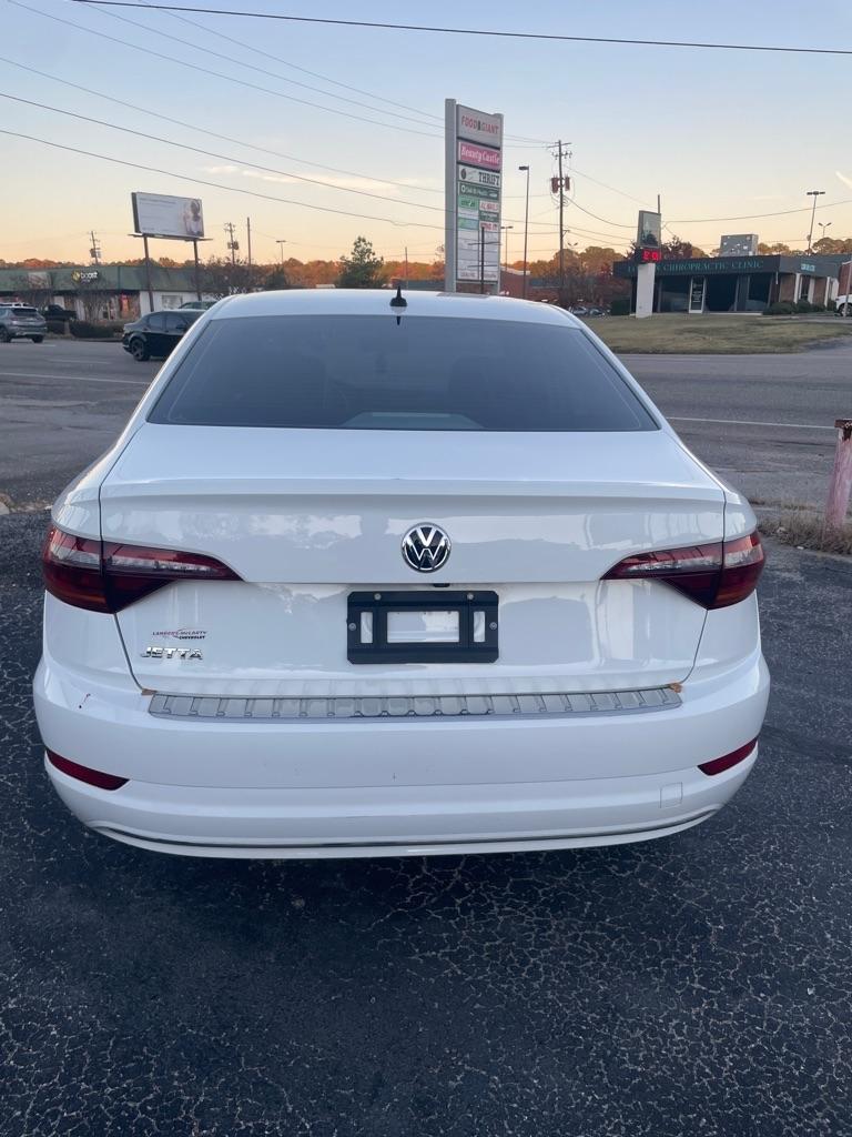 Volkswagen Jetta 1.4T S 8A 2019