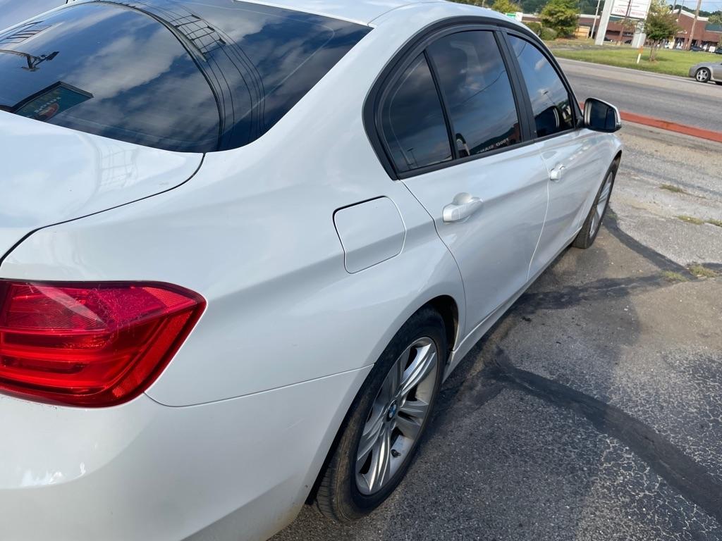 BMW 3-Series 328i Sedan 2015