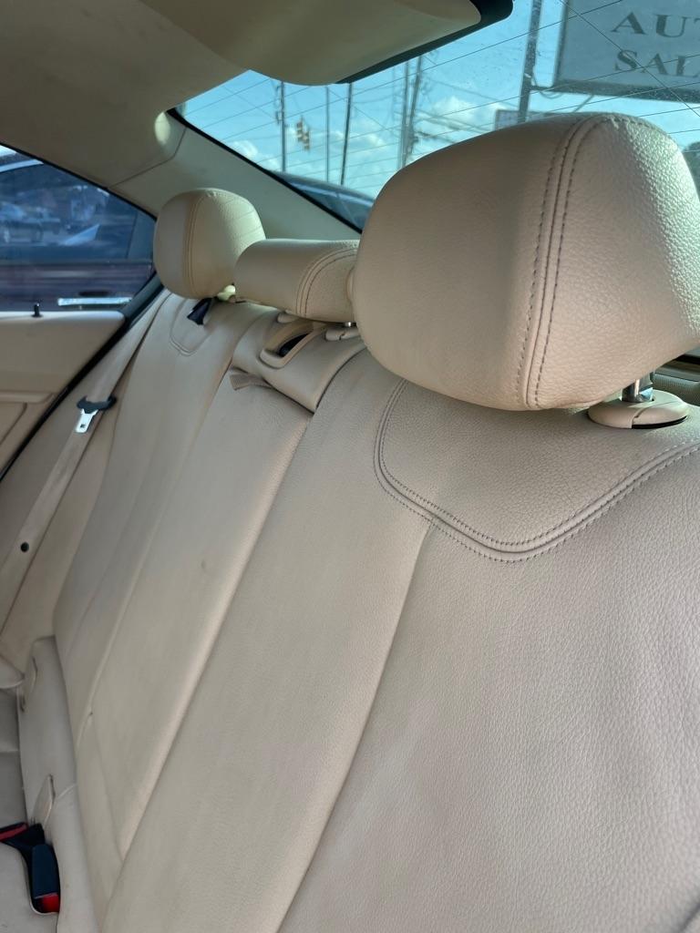 BMW 3-Series 328i Sedan 2015