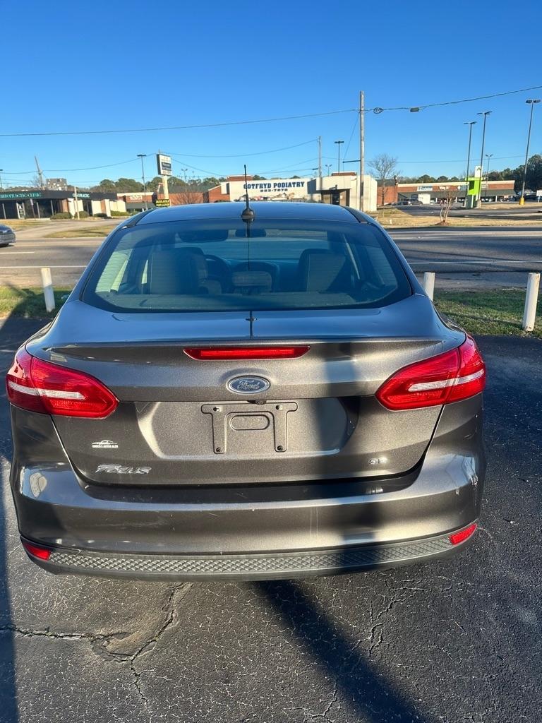 Ford Focus SE Sedan 2018