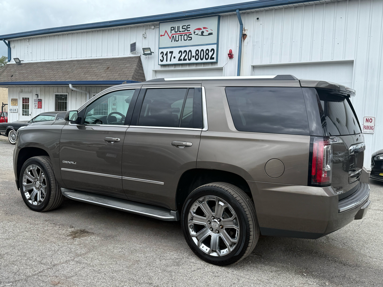 GMC Yukon Denali 4WD 2015 GMC Yukon Denali 4WD 2015