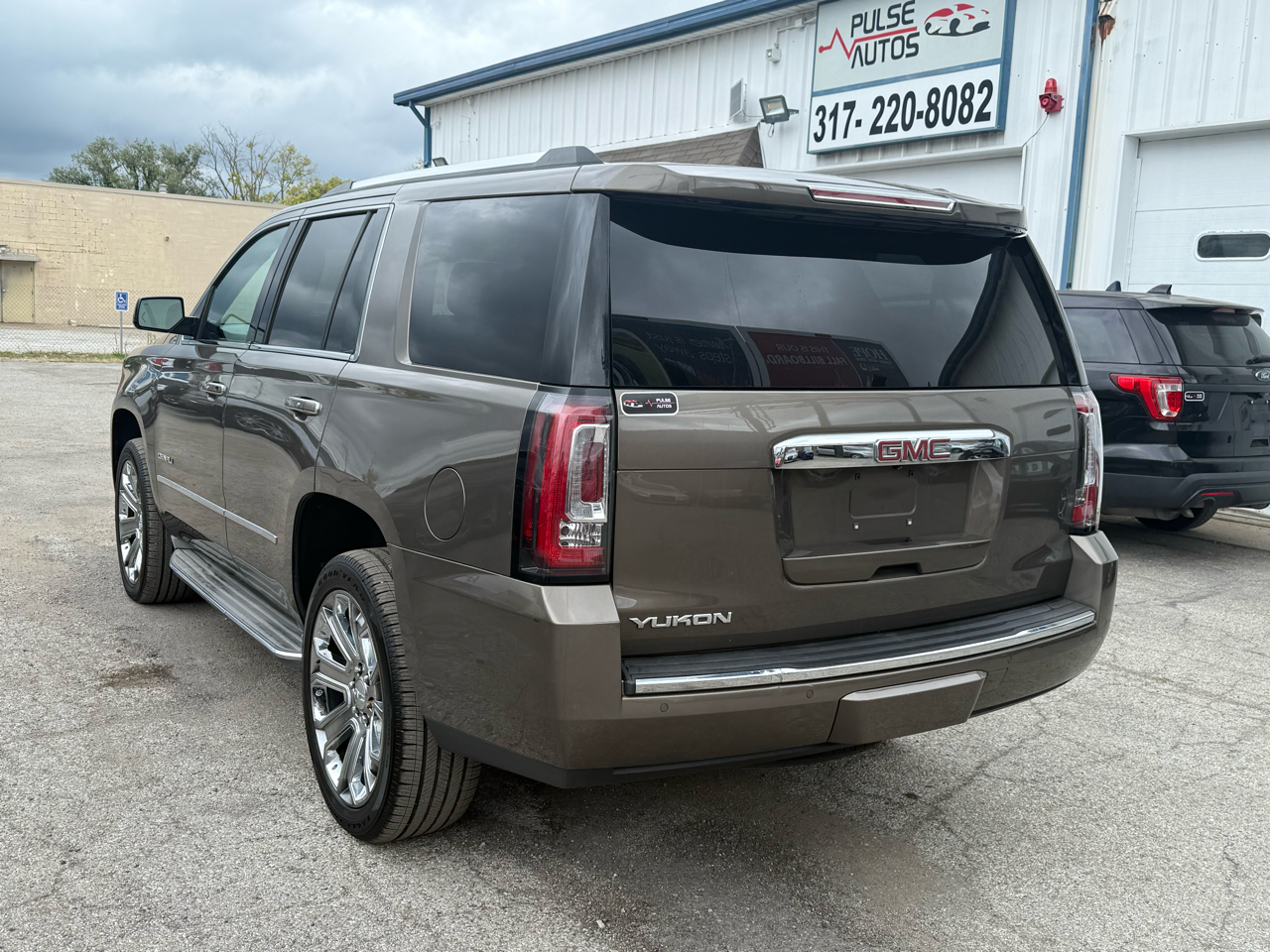 GMC Yukon Denali 4WD 2015 GMC Yukon Denali 4WD 2015
