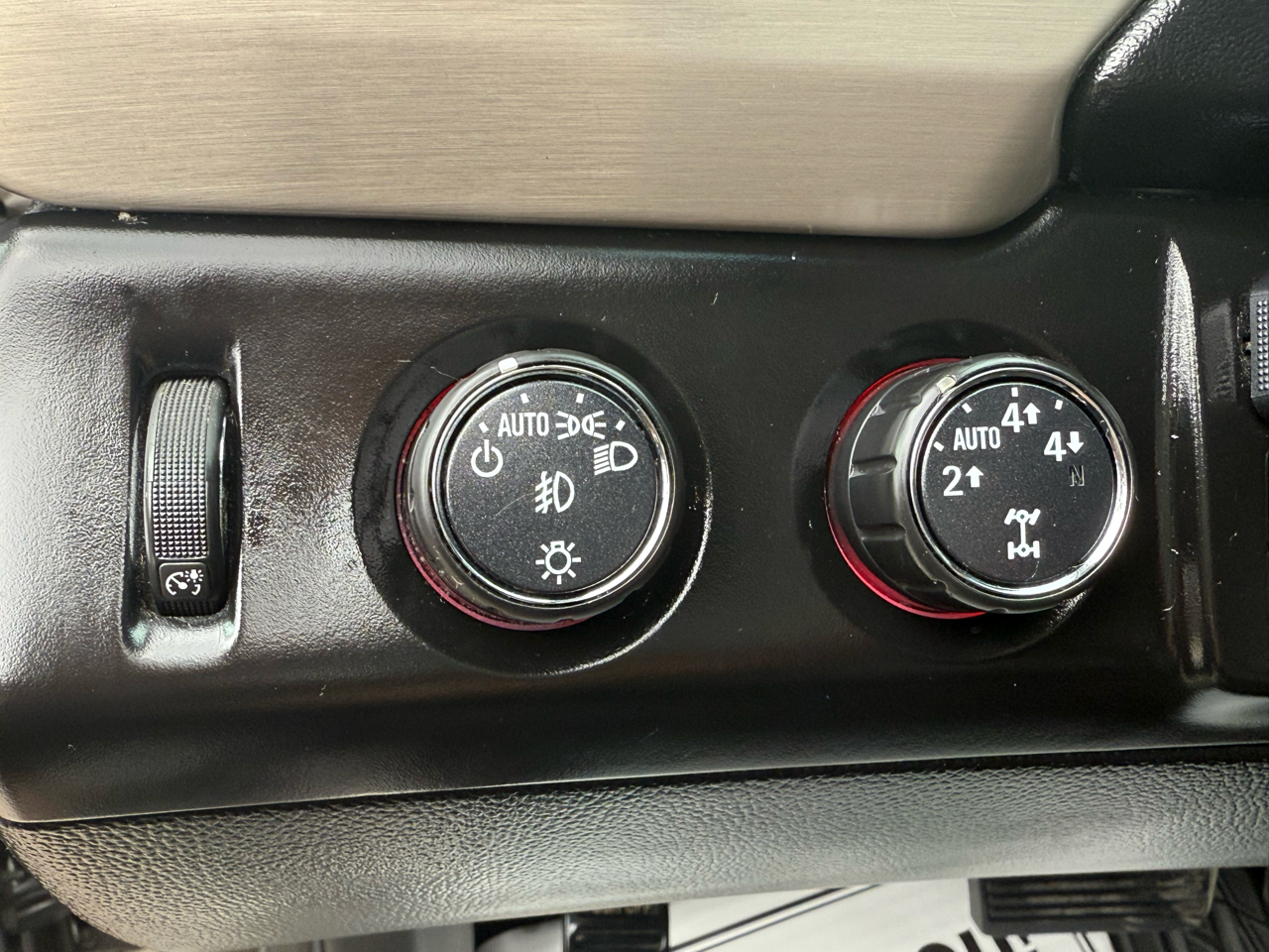 GMC Yukon Denali 4WD 2015 GMC Yukon Denali 4WD 2015