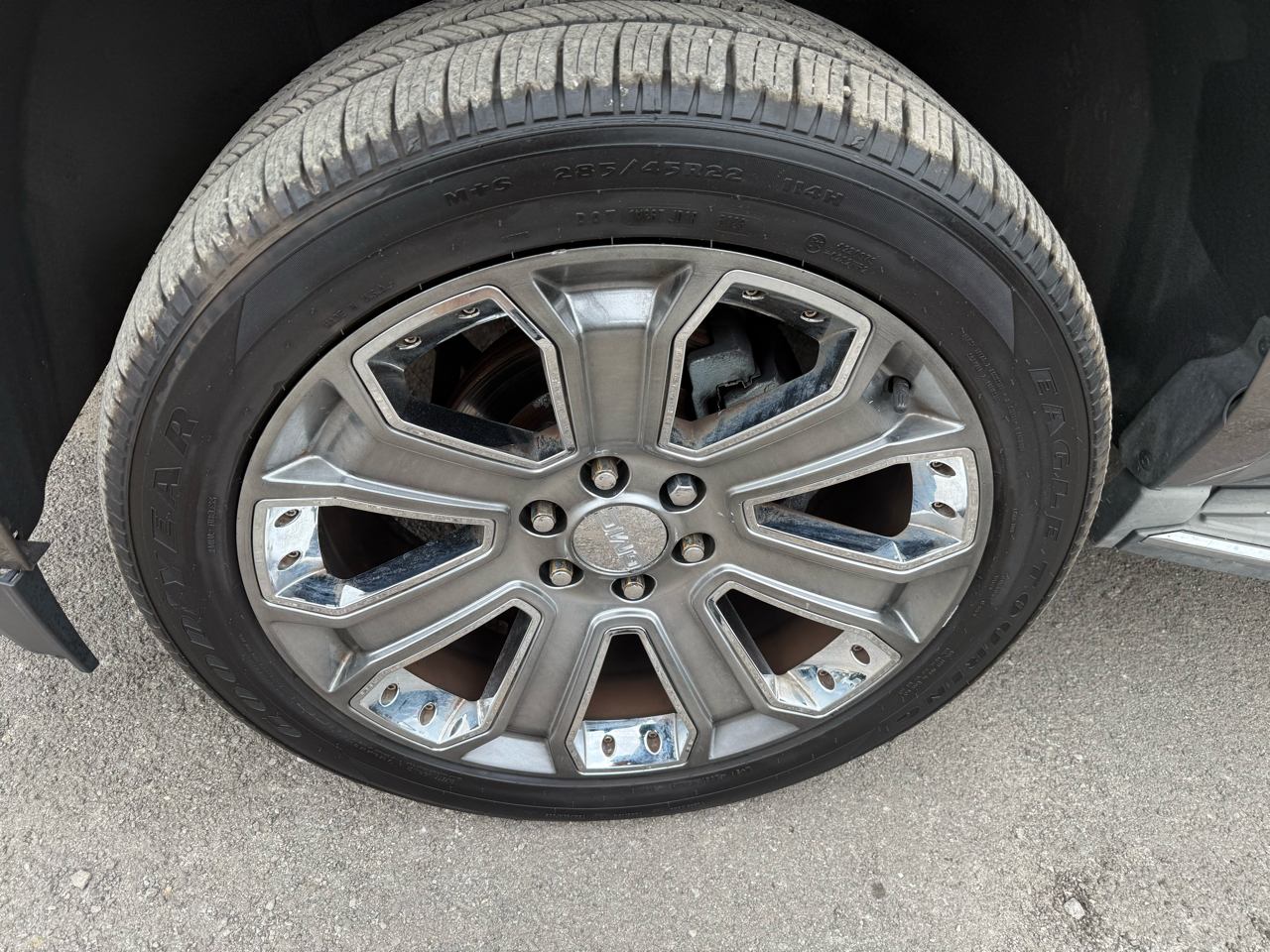 GMC Yukon Denali 4WD 2015 GMC Yukon Denali 4WD 2015