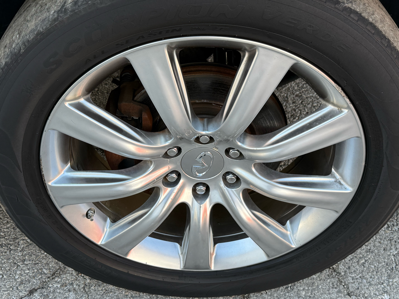 Infiniti QX56 4WD 2013 Infiniti QX56 4WD 2013