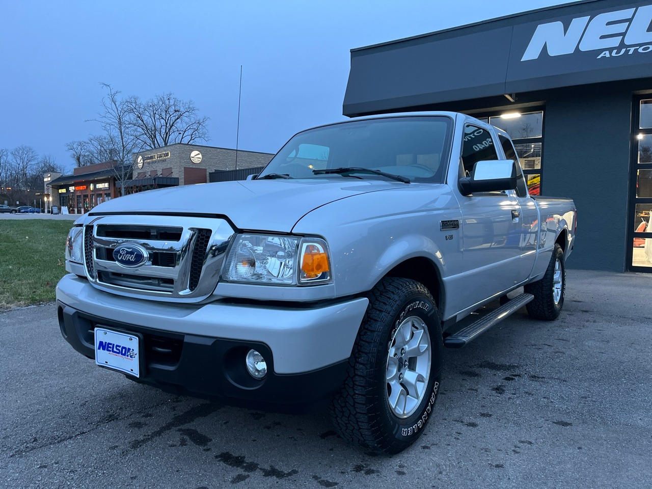 Ford Ranger Supercab 126" WB XLT 4WD 2011
