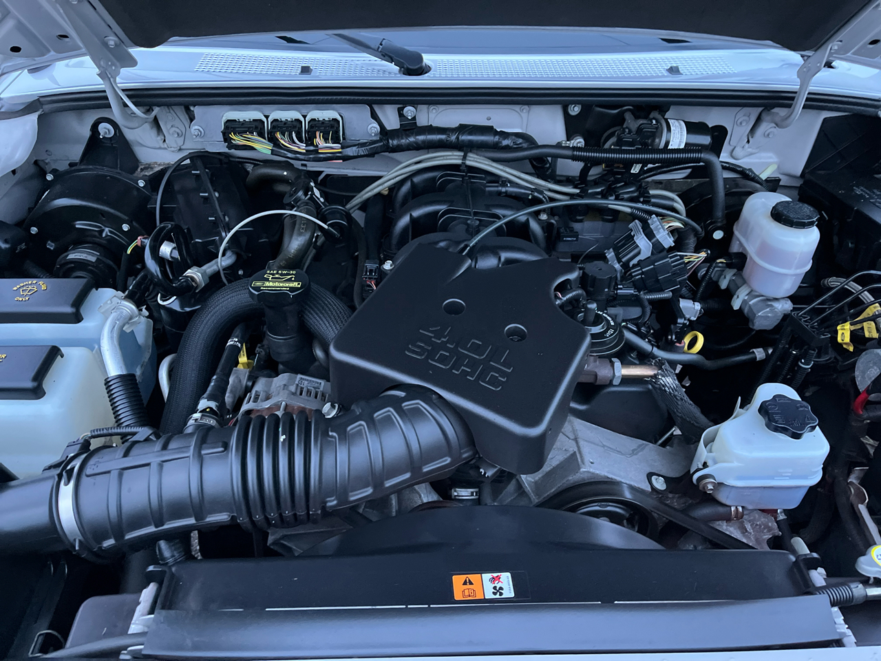 Ford Ranger Supercab 126" WB XLT 4WD 2011