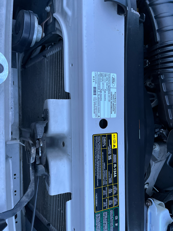 Ford Ranger Supercab 126" WB XLT 4WD 2011