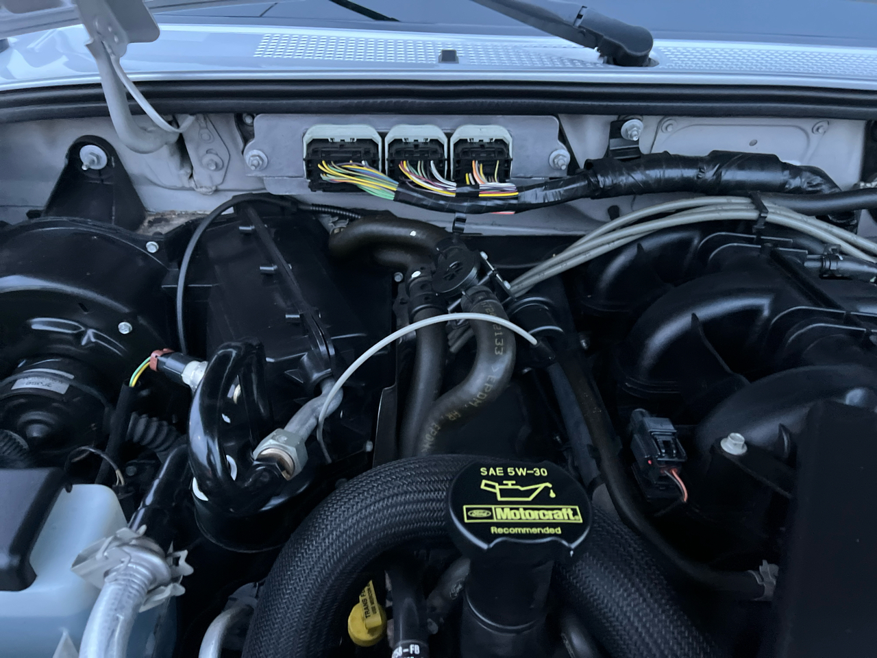 Ford Ranger Supercab 126" WB XLT 4WD 2011