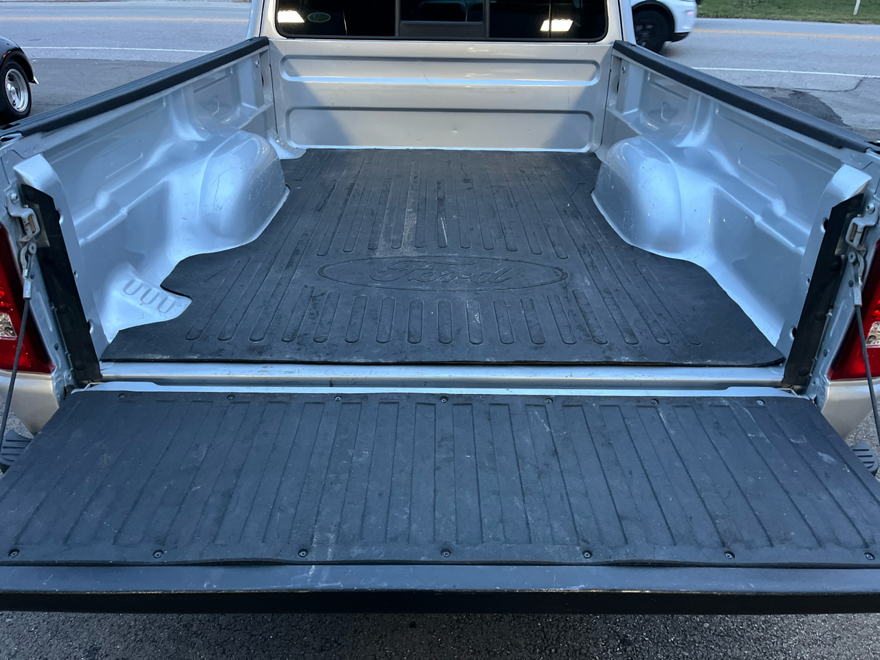 Ford Ranger Supercab 126" WB XLT 4WD 2011