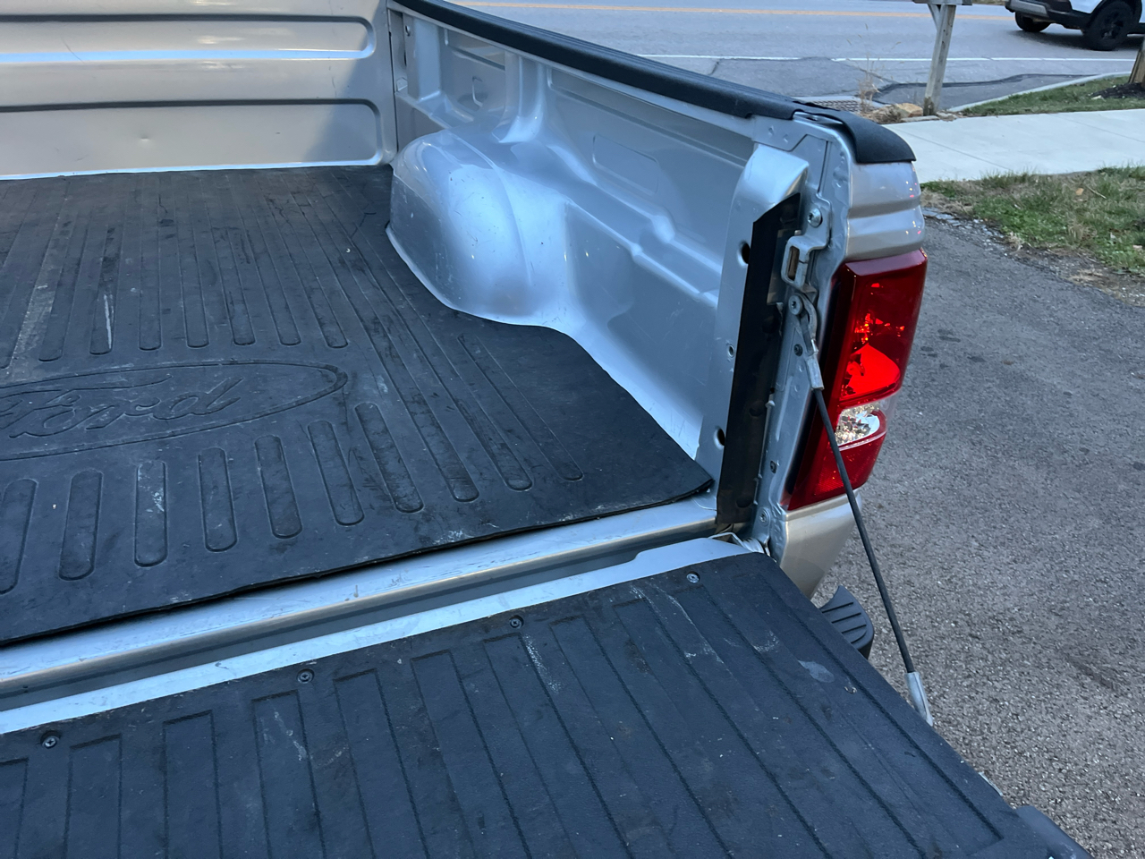 Ford Ranger Supercab 126" WB XLT 4WD 2011