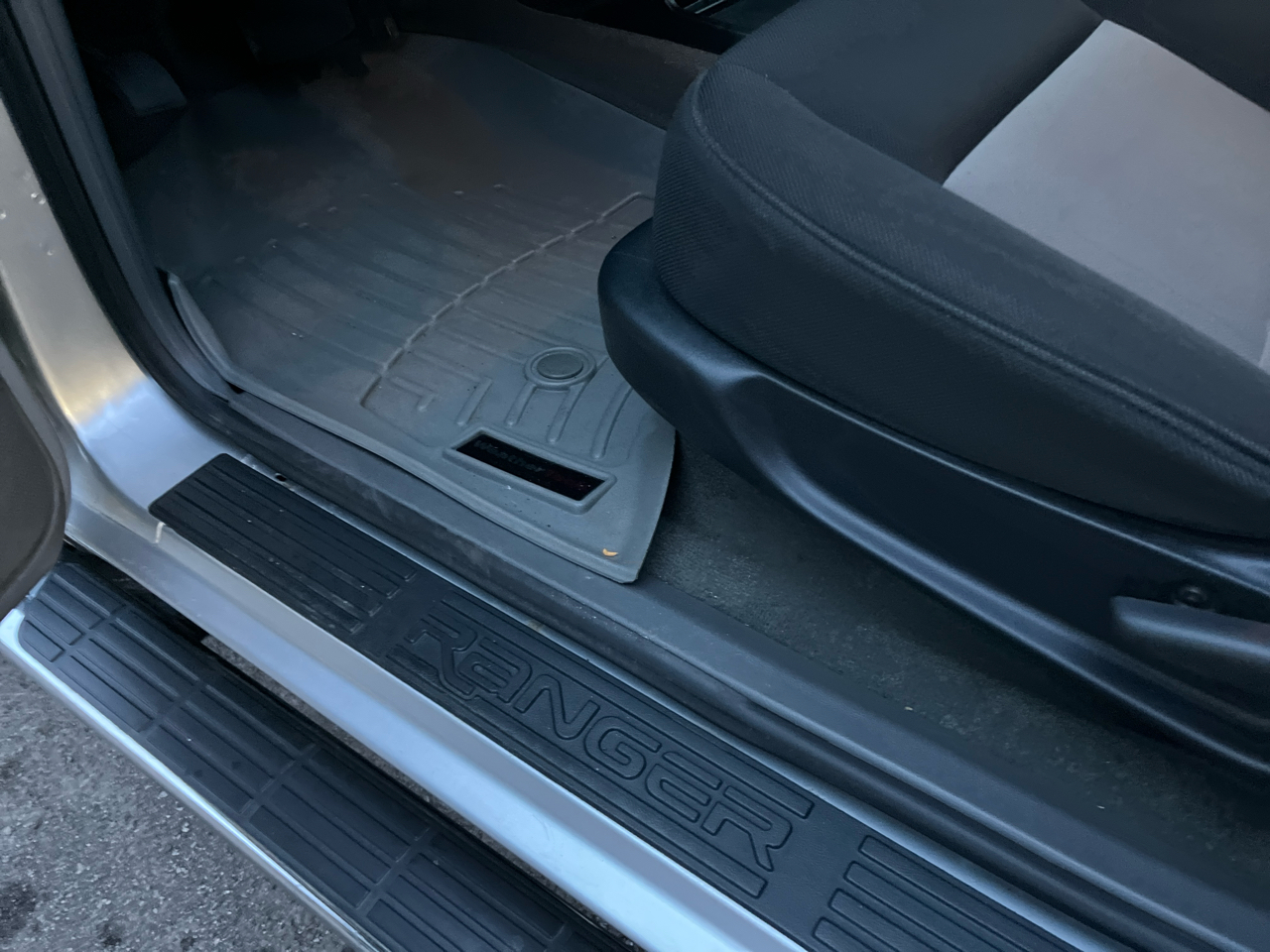 Ford Ranger Supercab 126" WB XLT 4WD 2011