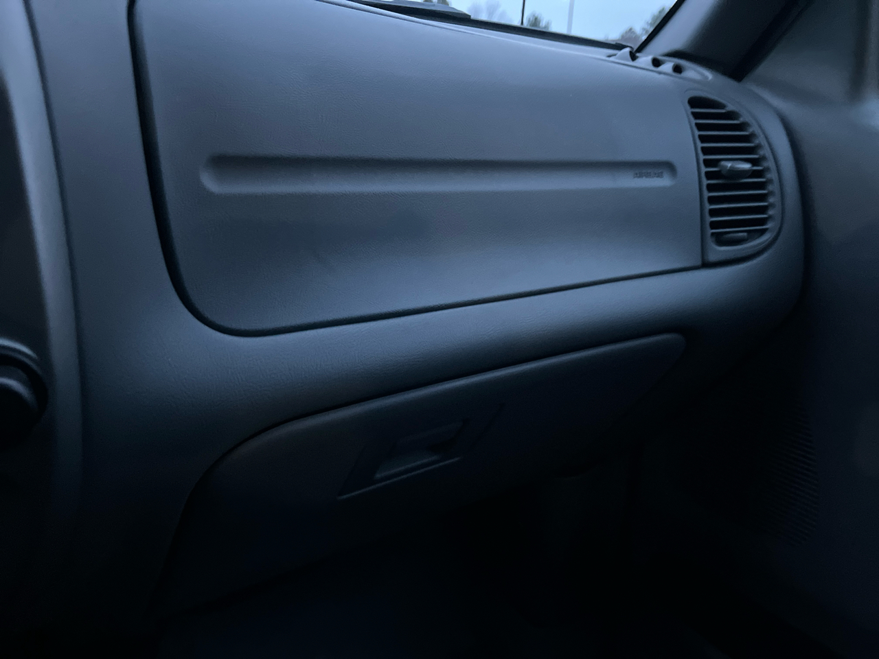 Ford Ranger Supercab 126" WB XLT 4WD 2011