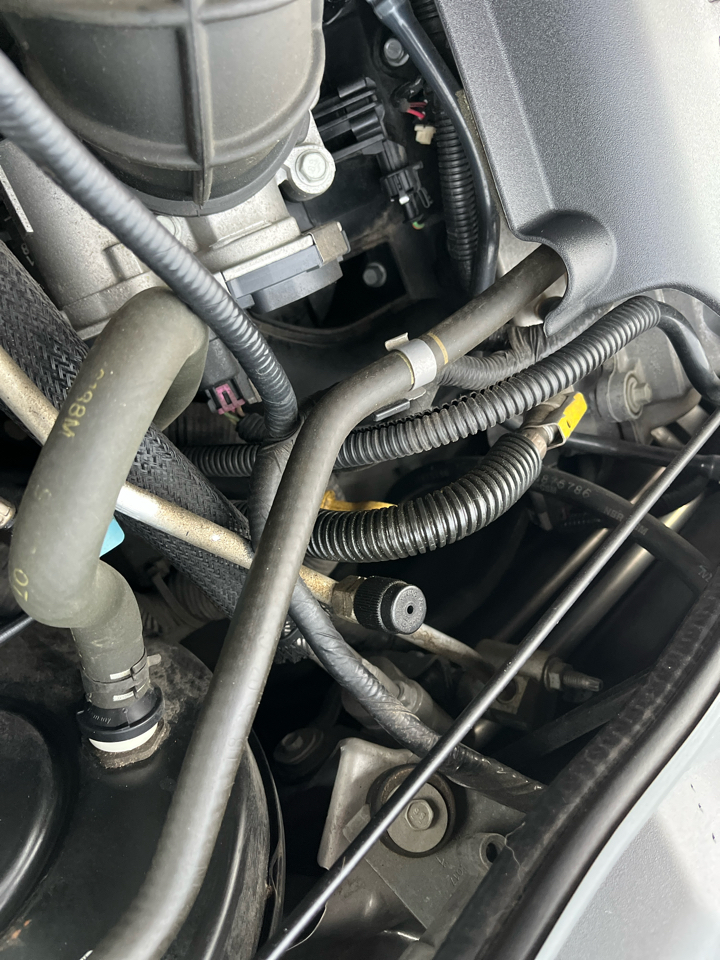 Saturn Sky Roadster 2008