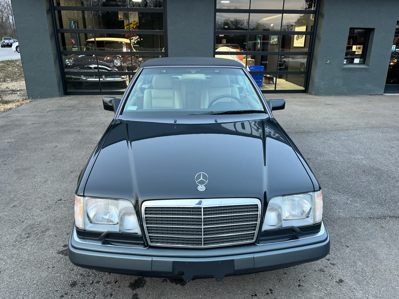 Mercedes-Benz E-Class E320 Cabriolet 1995