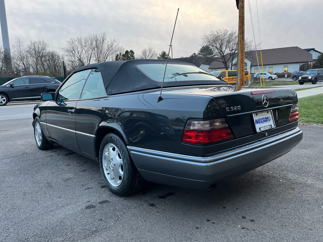 Mercedes-Benz E-Class E320 Cabriolet 1995