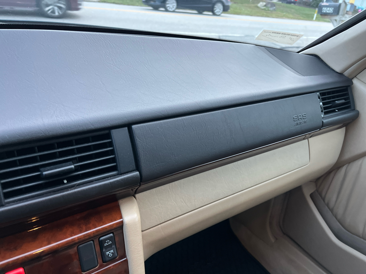 Mercedes-Benz E-Class E320 Cabriolet 1995