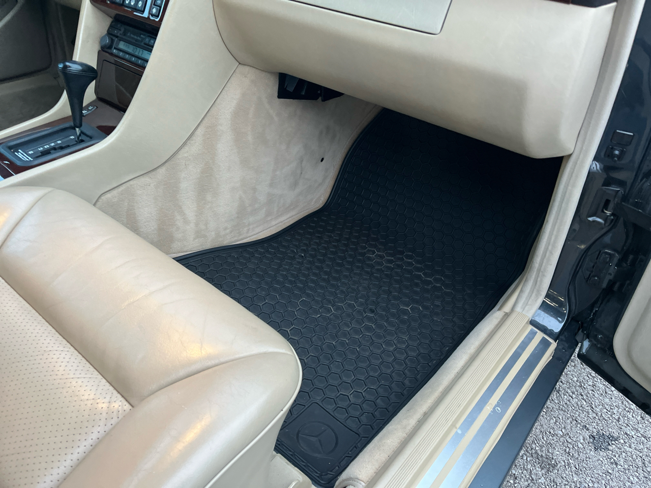 Mercedes-Benz E-Class E320 Cabriolet 1995