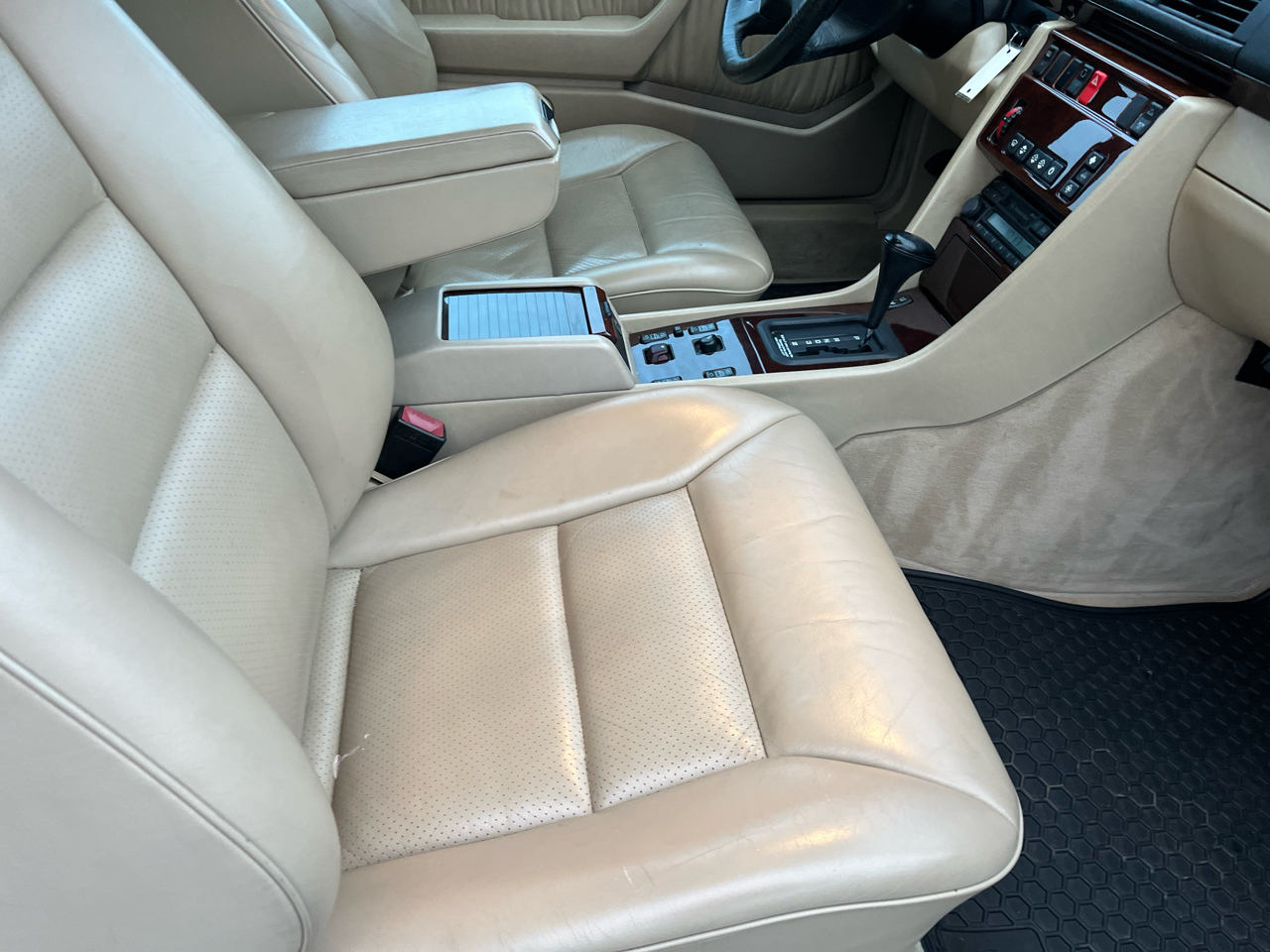 Mercedes-Benz E-Class E320 Cabriolet 1995