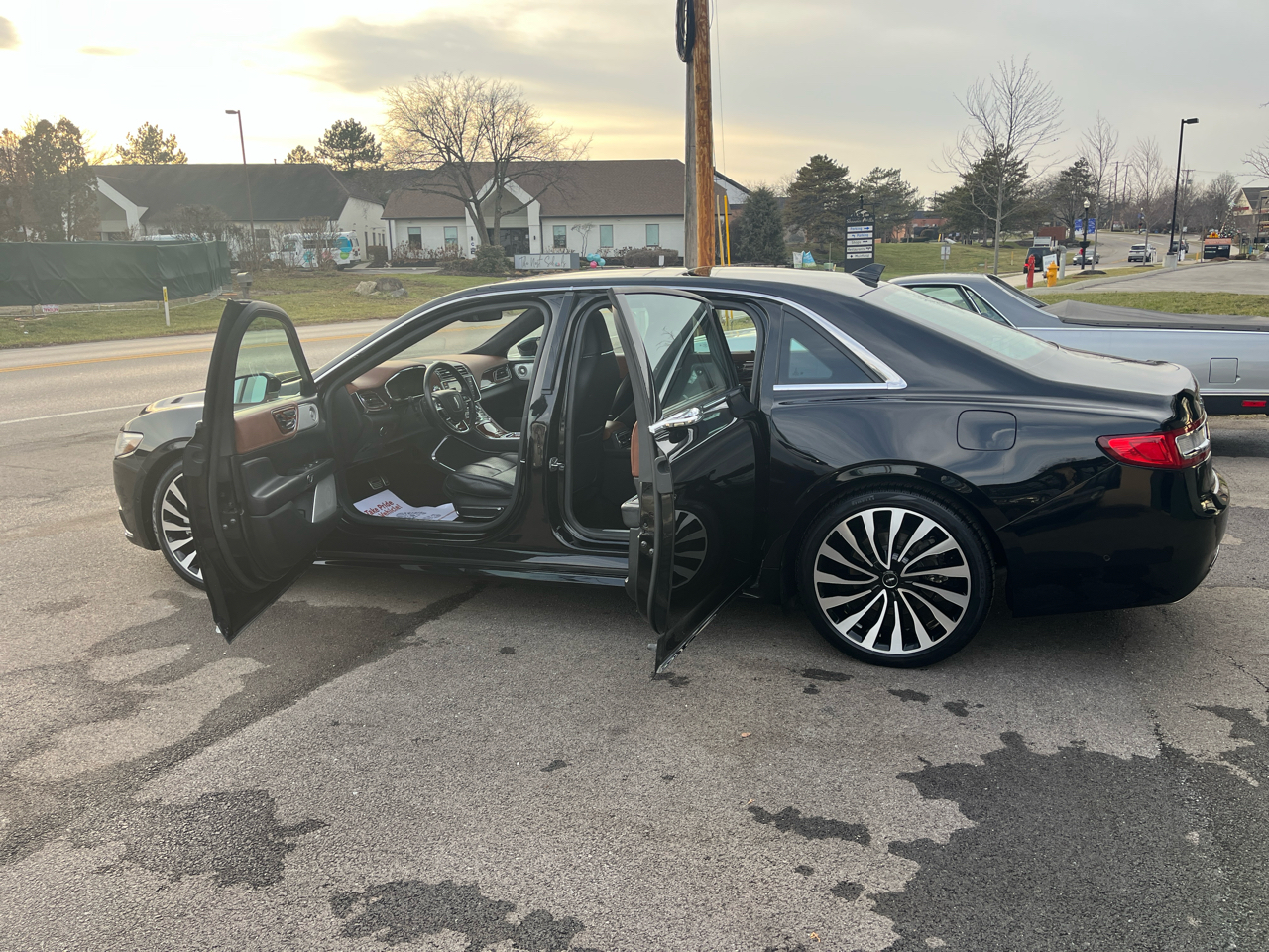 Lincoln Continental  2019