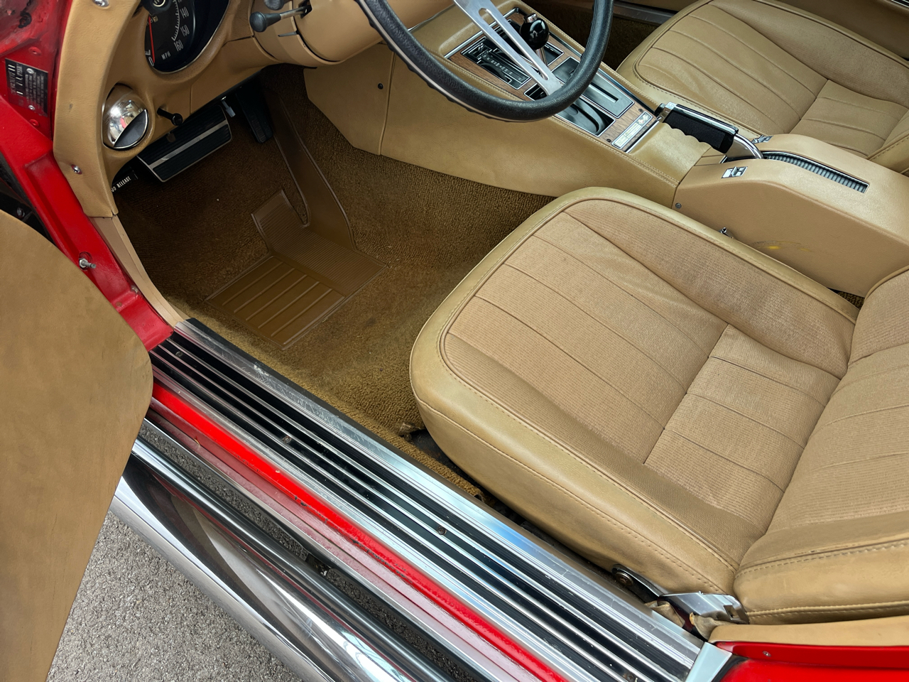 Chevrolet Corvette 2D Coupe 1974