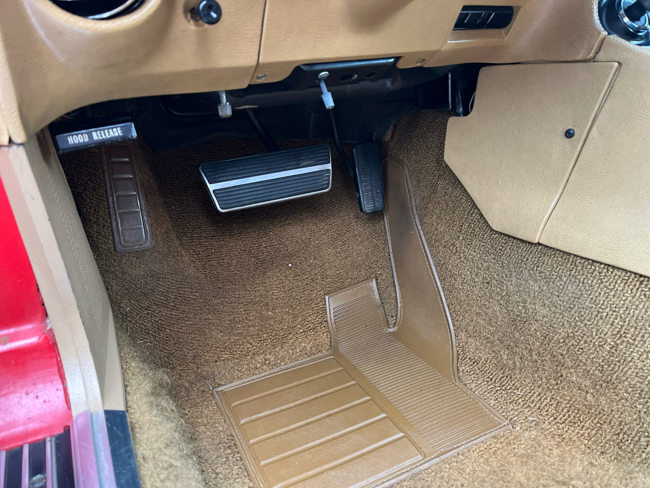 Chevrolet Corvette 2D Coupe 1974