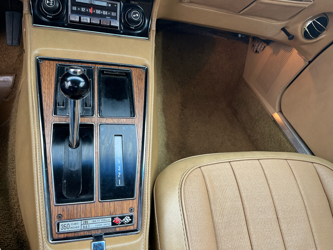 Chevrolet Corvette 2D Coupe 1974