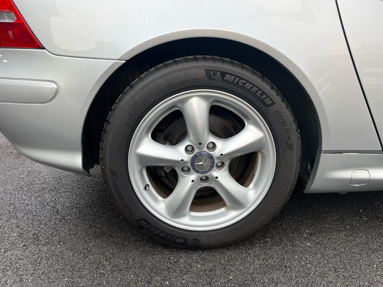 Mercedes-Benz SLK SLK320 2001