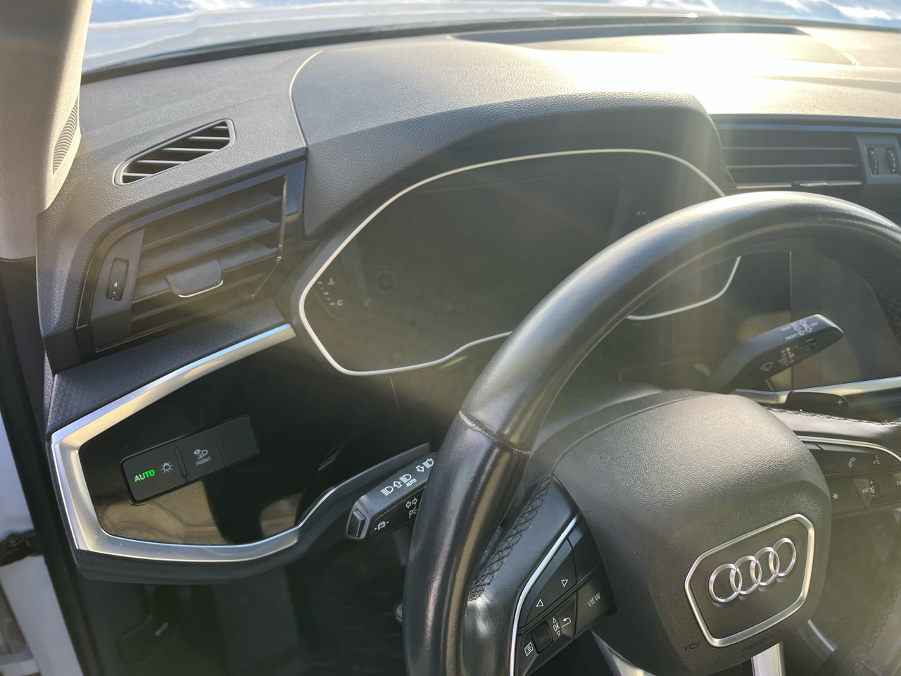 Audi Q3 S line Premium Plus quattro 2022