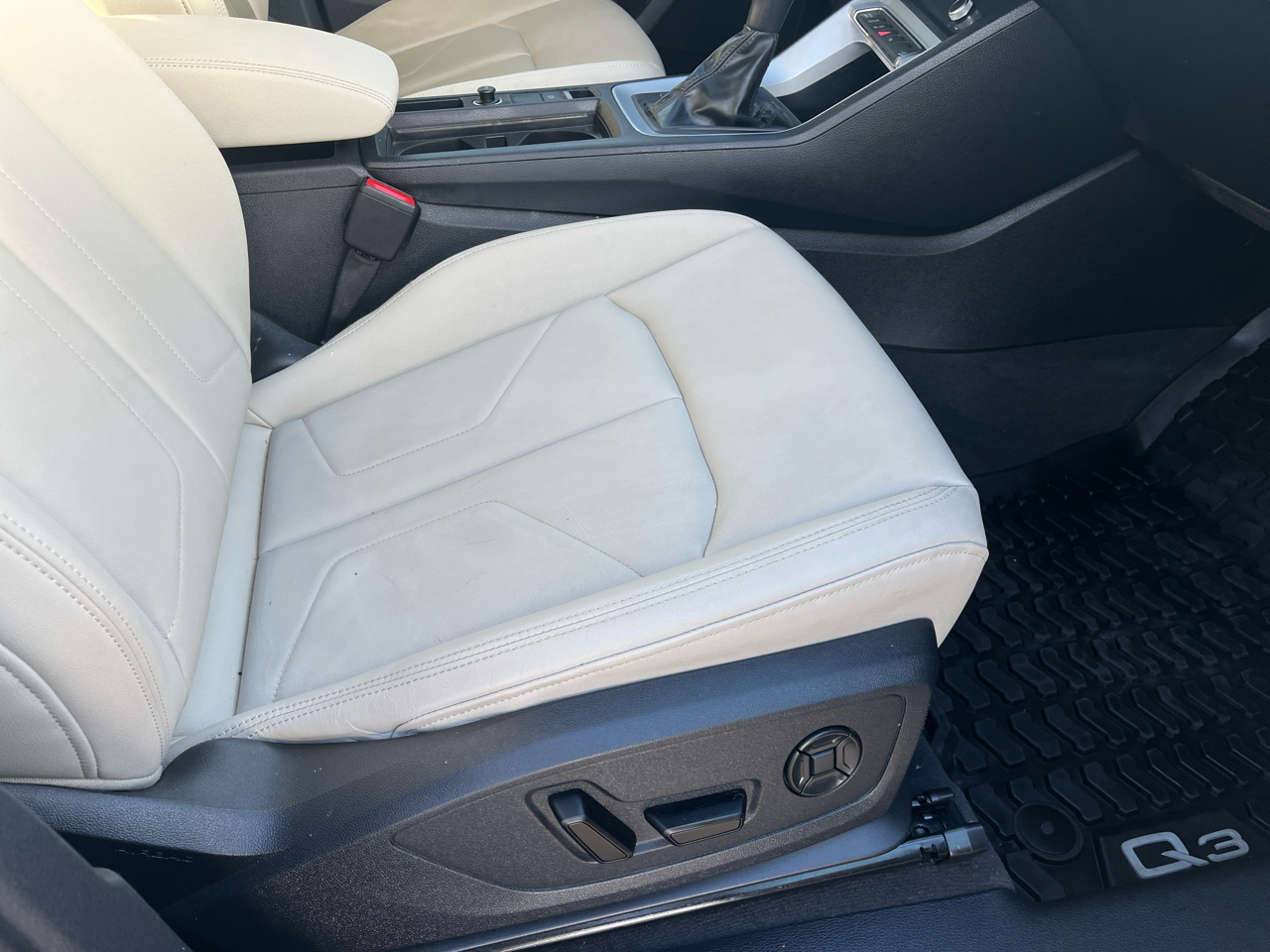 Audi Q3 S line Premium Plus quattro 2022