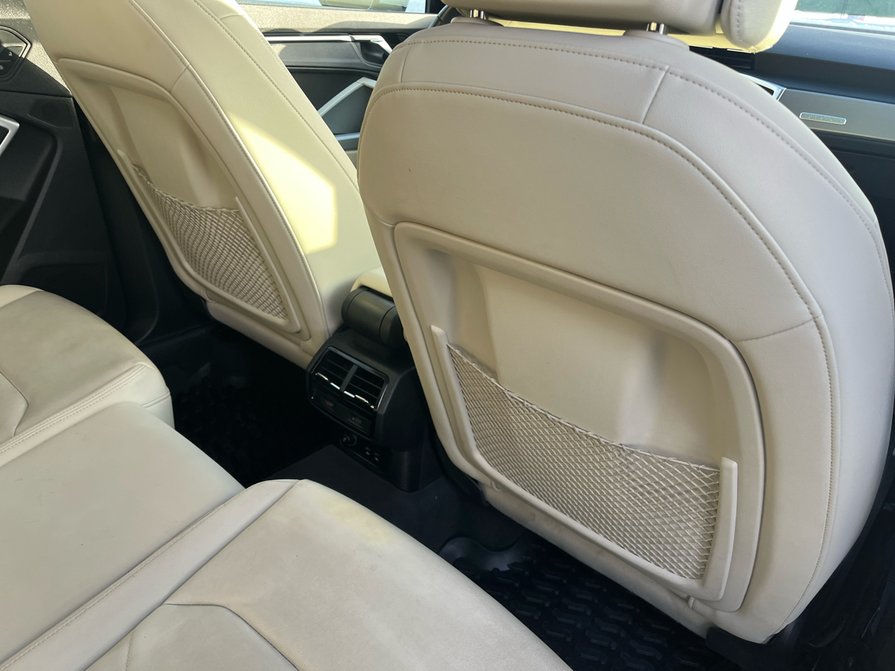 Audi Q3 S line Premium Plus quattro 2022