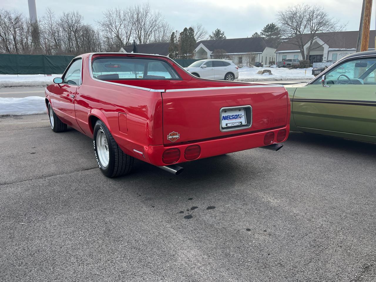 Chevrolet El Camino 2dr Pickup SS 1985