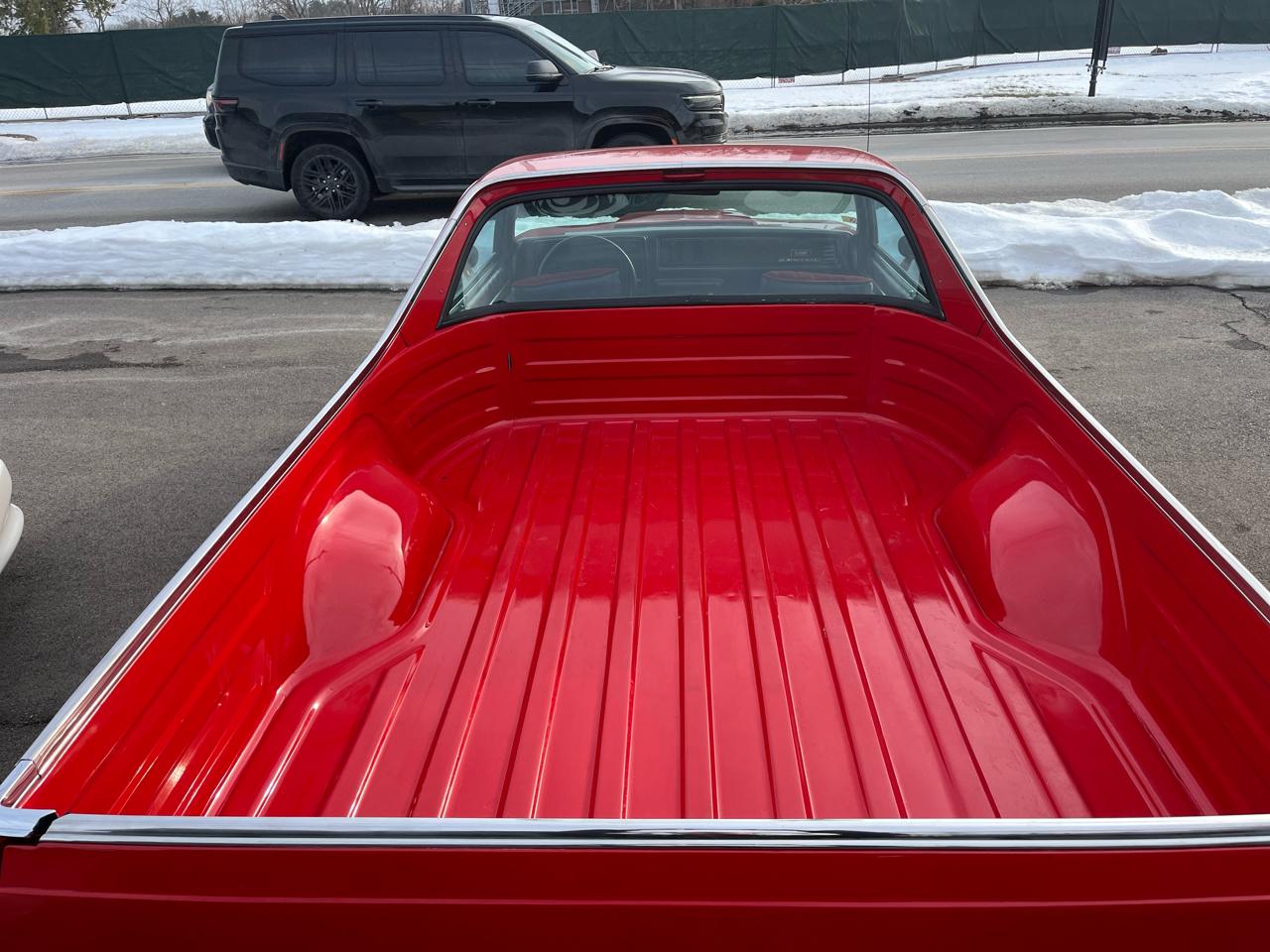 Chevrolet El Camino 2dr Pickup SS 1985