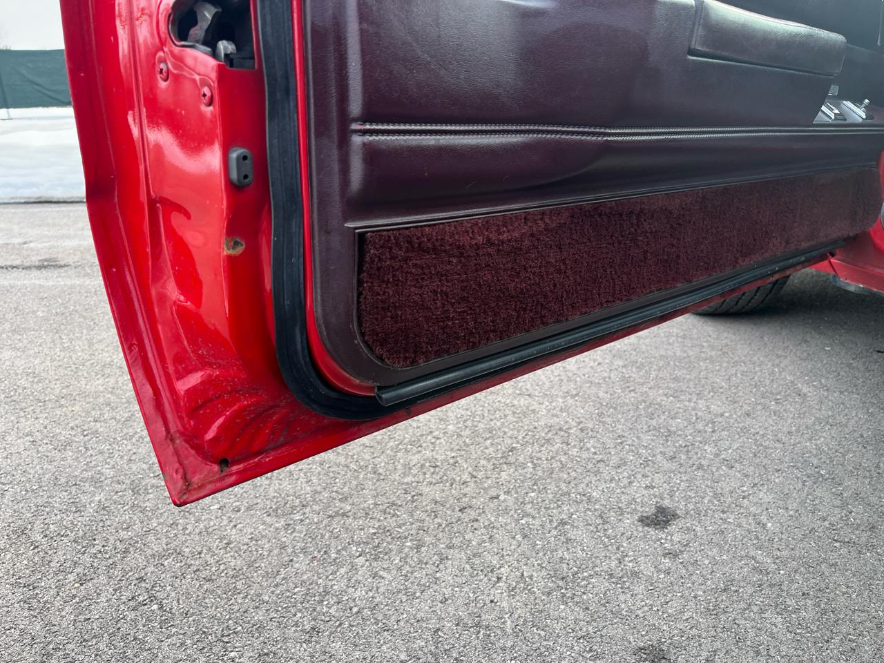 Chevrolet El Camino 2dr Pickup SS 1985