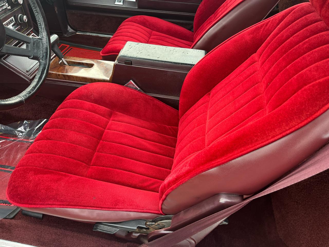 Chevrolet El Camino 2dr Pickup SS 1985