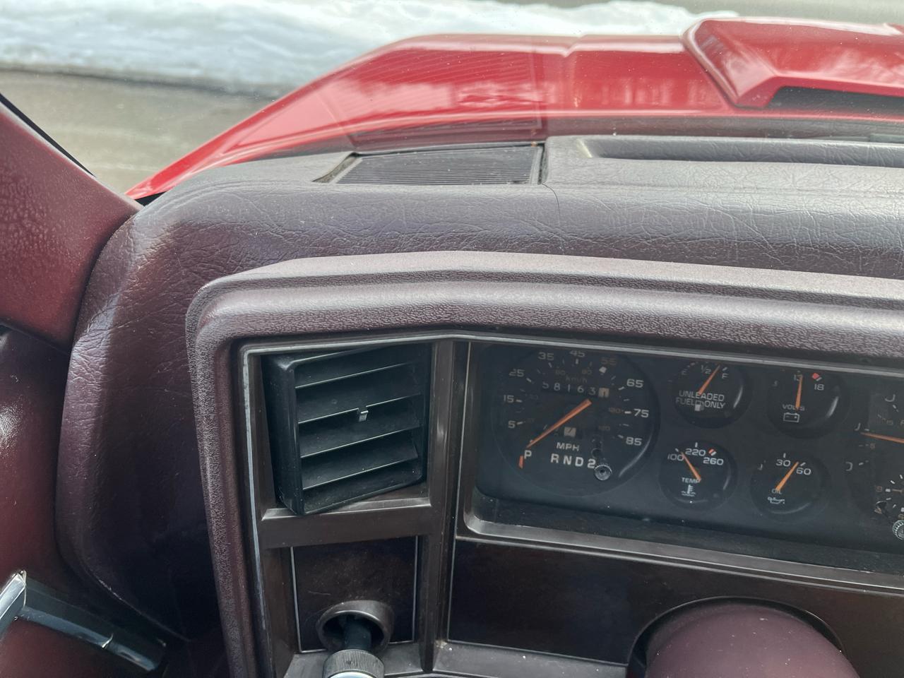 Chevrolet El Camino 2dr Pickup SS 1985