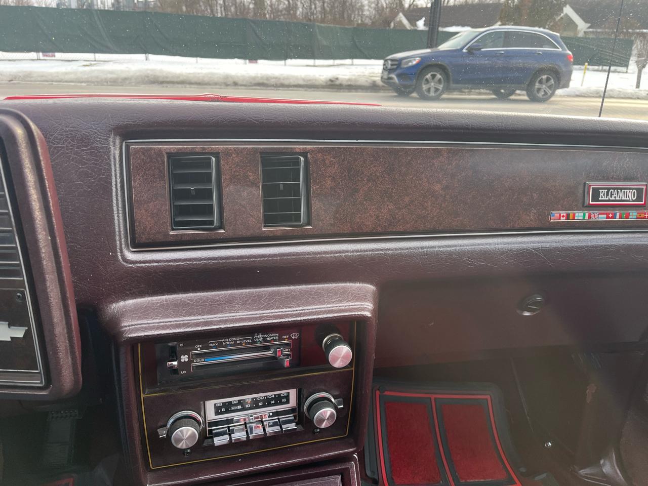 Chevrolet El Camino 2dr Pickup SS 1985