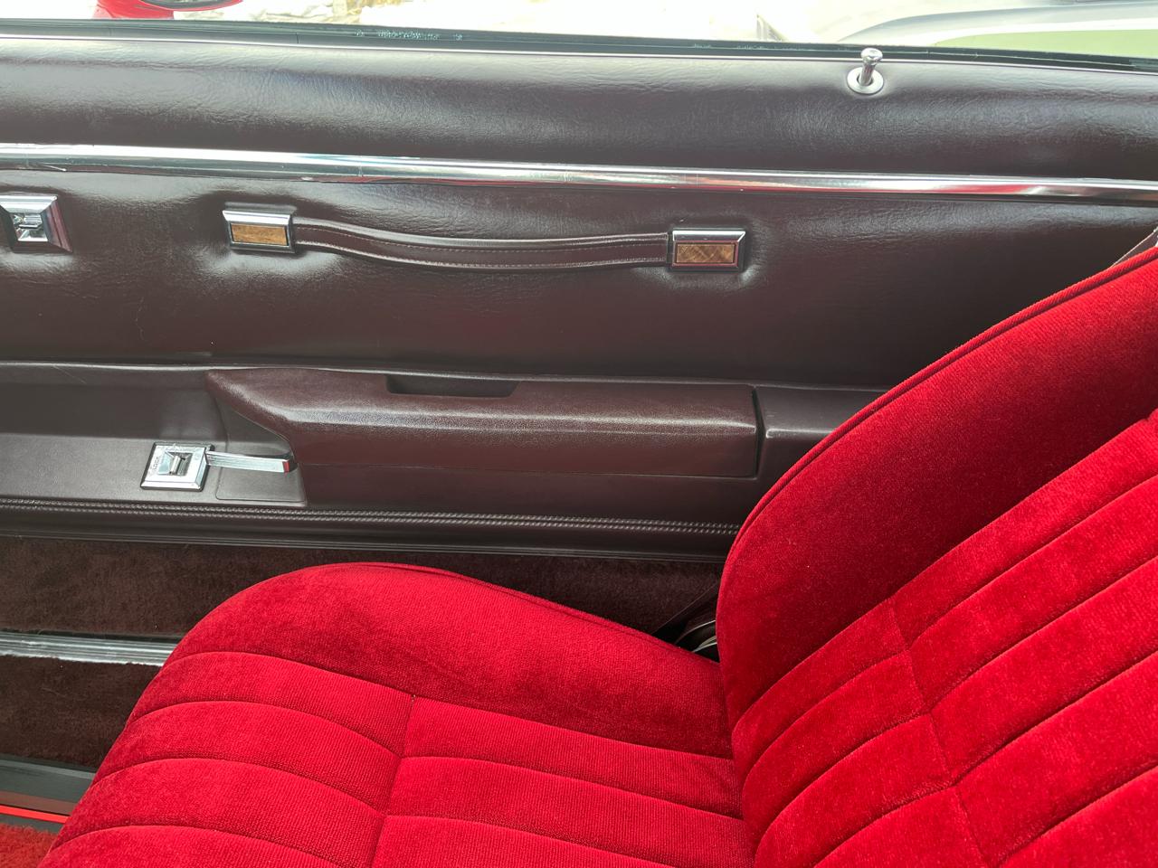 Chevrolet El Camino 2dr Pickup SS 1985