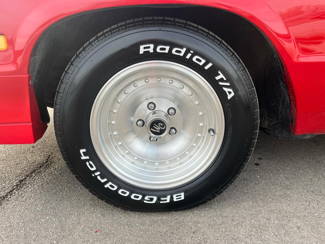 Chevrolet El Camino 2dr Pickup SS 1985