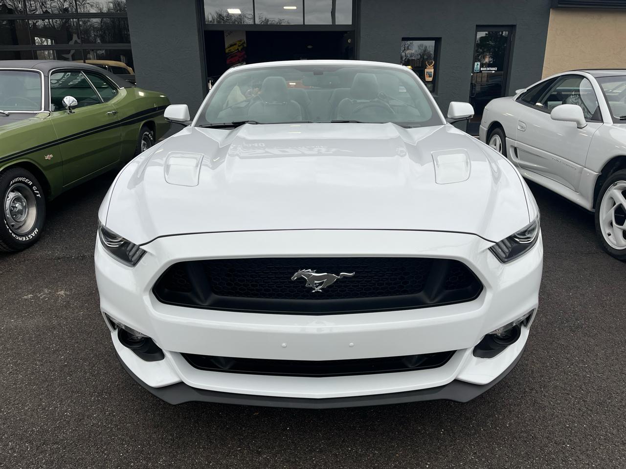 Ford Mustang GT convertible 2016
