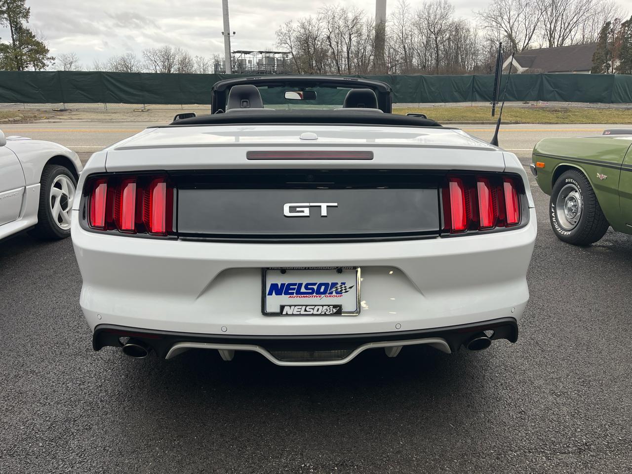 Ford Mustang GT convertible 2016