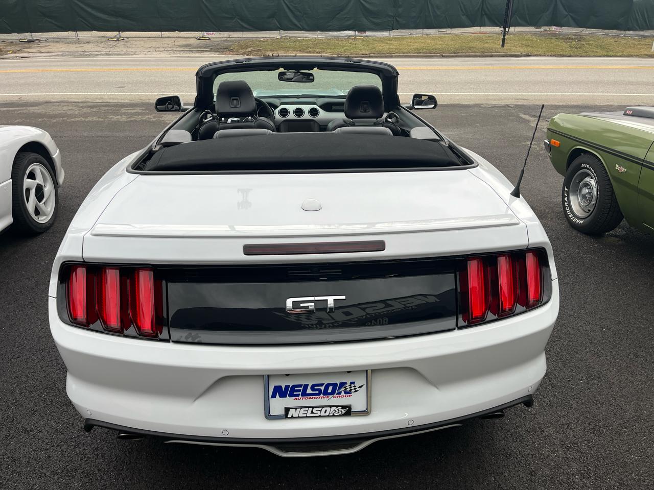 Ford Mustang GT convertible 2016