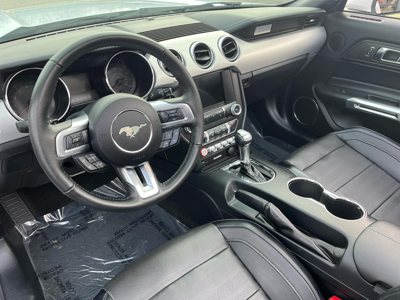 Ford Mustang GT convertible 2016