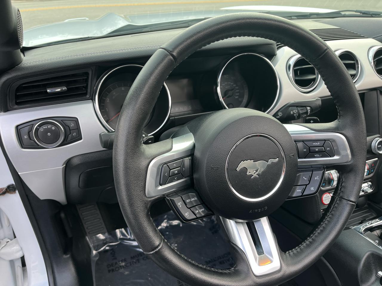 Ford Mustang GT convertible 2016