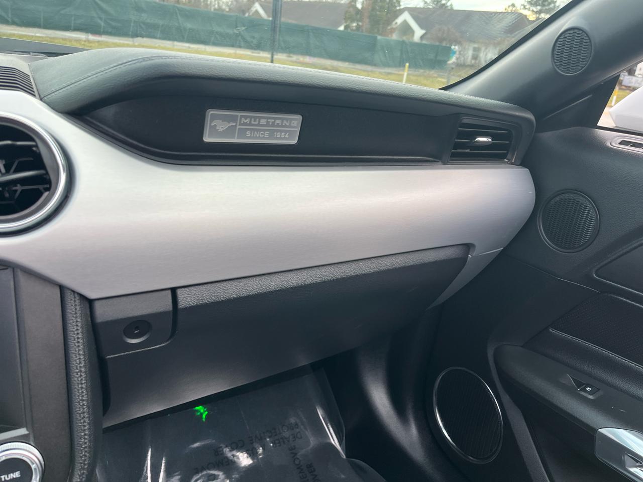 Ford Mustang GT convertible 2016