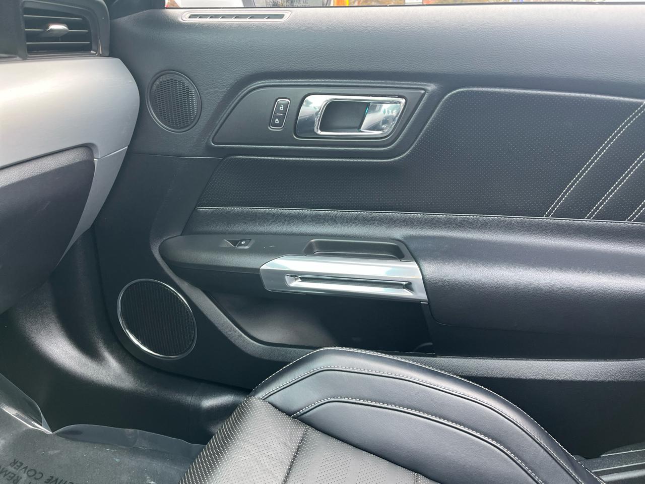 Ford Mustang GT convertible 2016