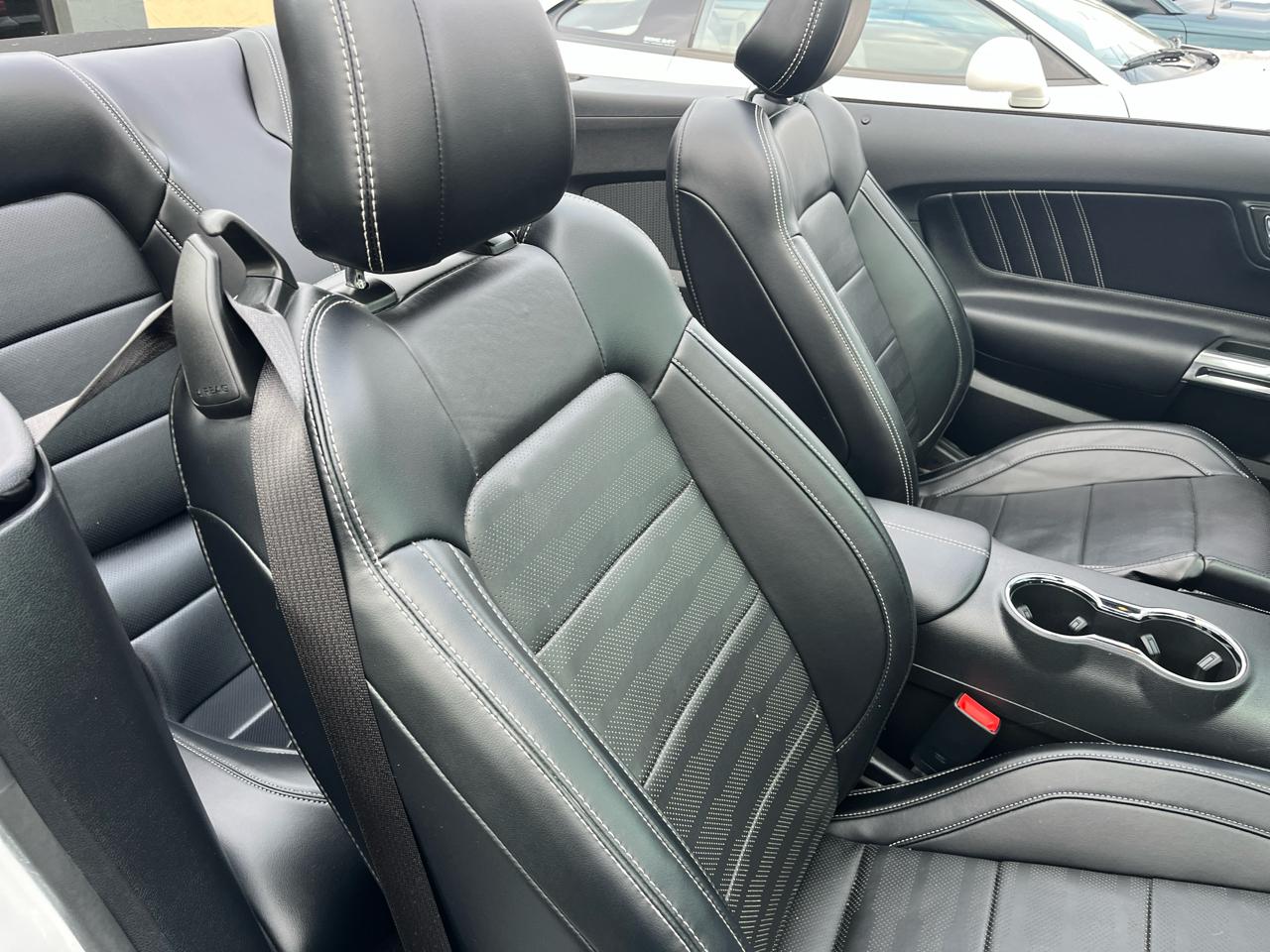 Ford Mustang GT convertible 2016