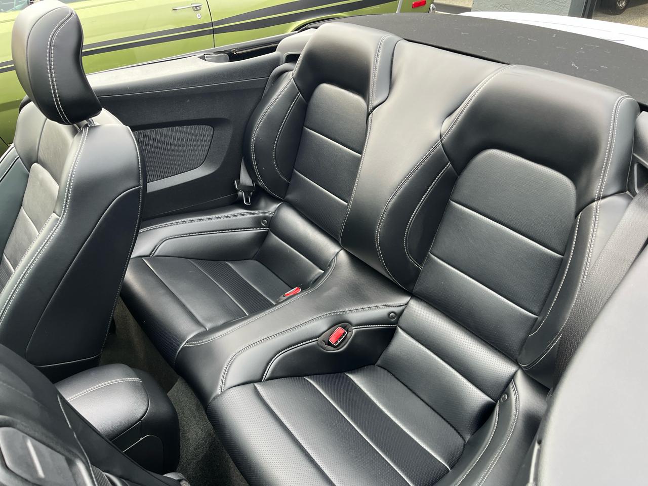 Ford Mustang GT convertible 2016