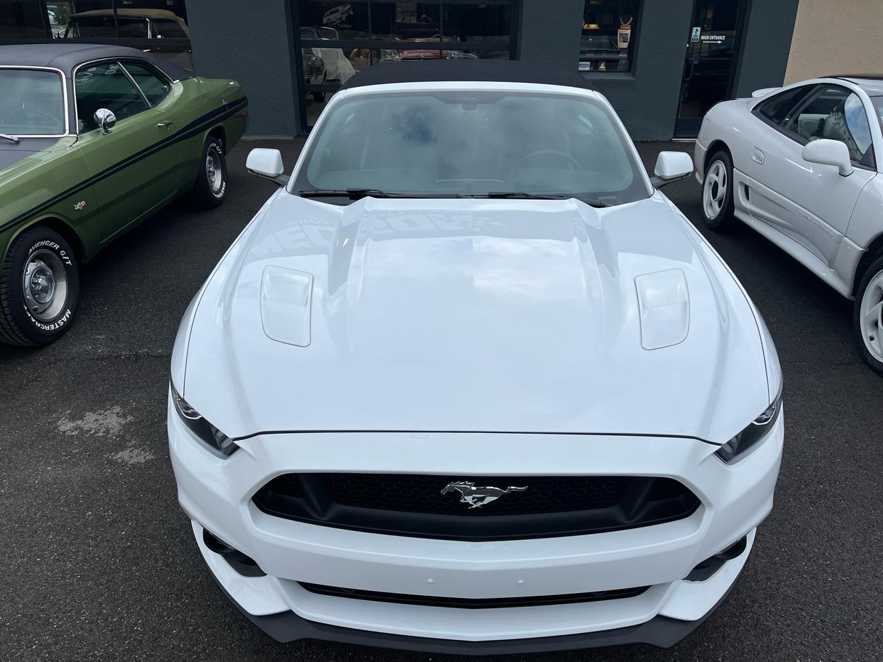 Ford Mustang GT convertible 2016