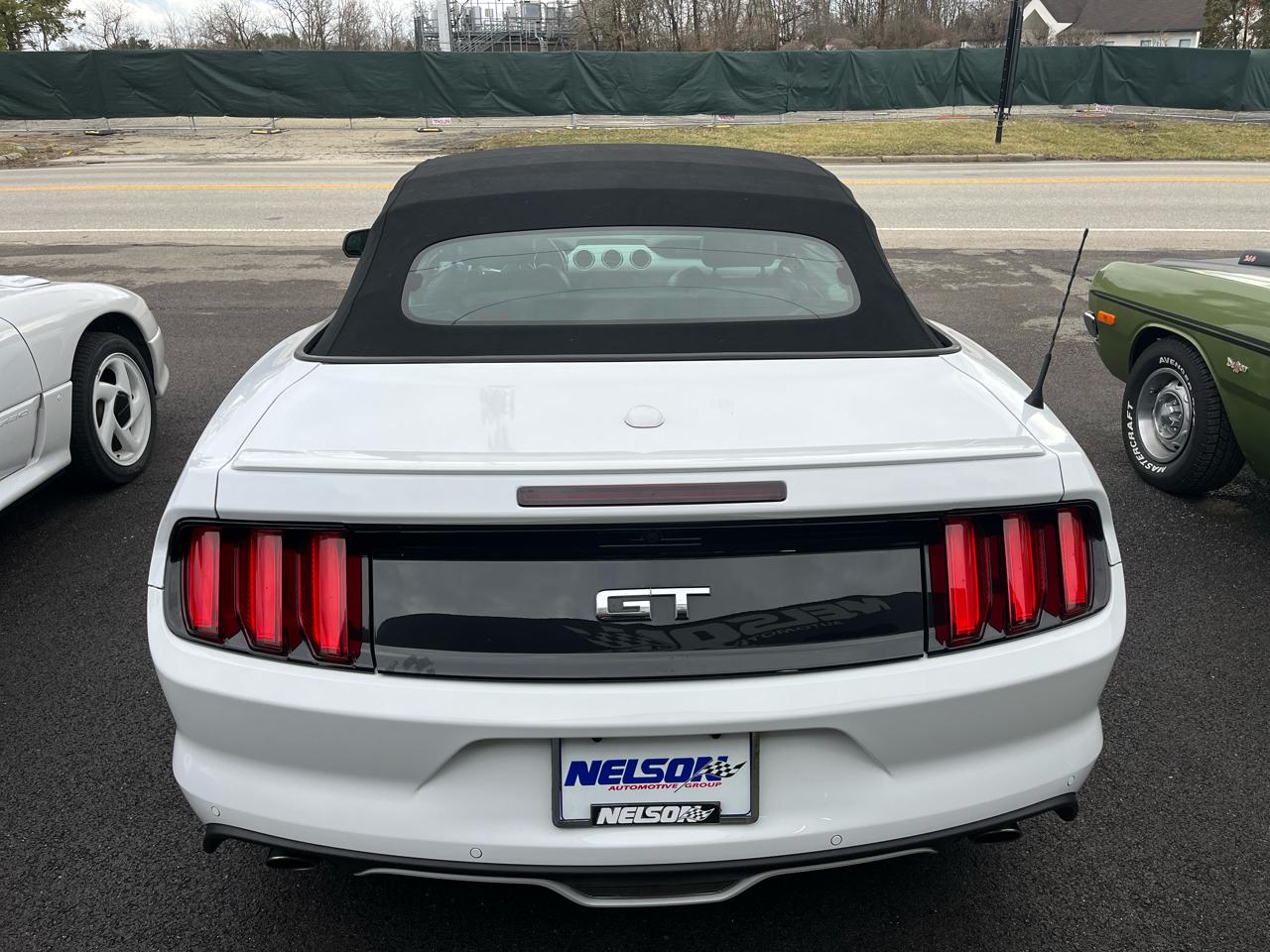 Ford Mustang GT convertible 2016